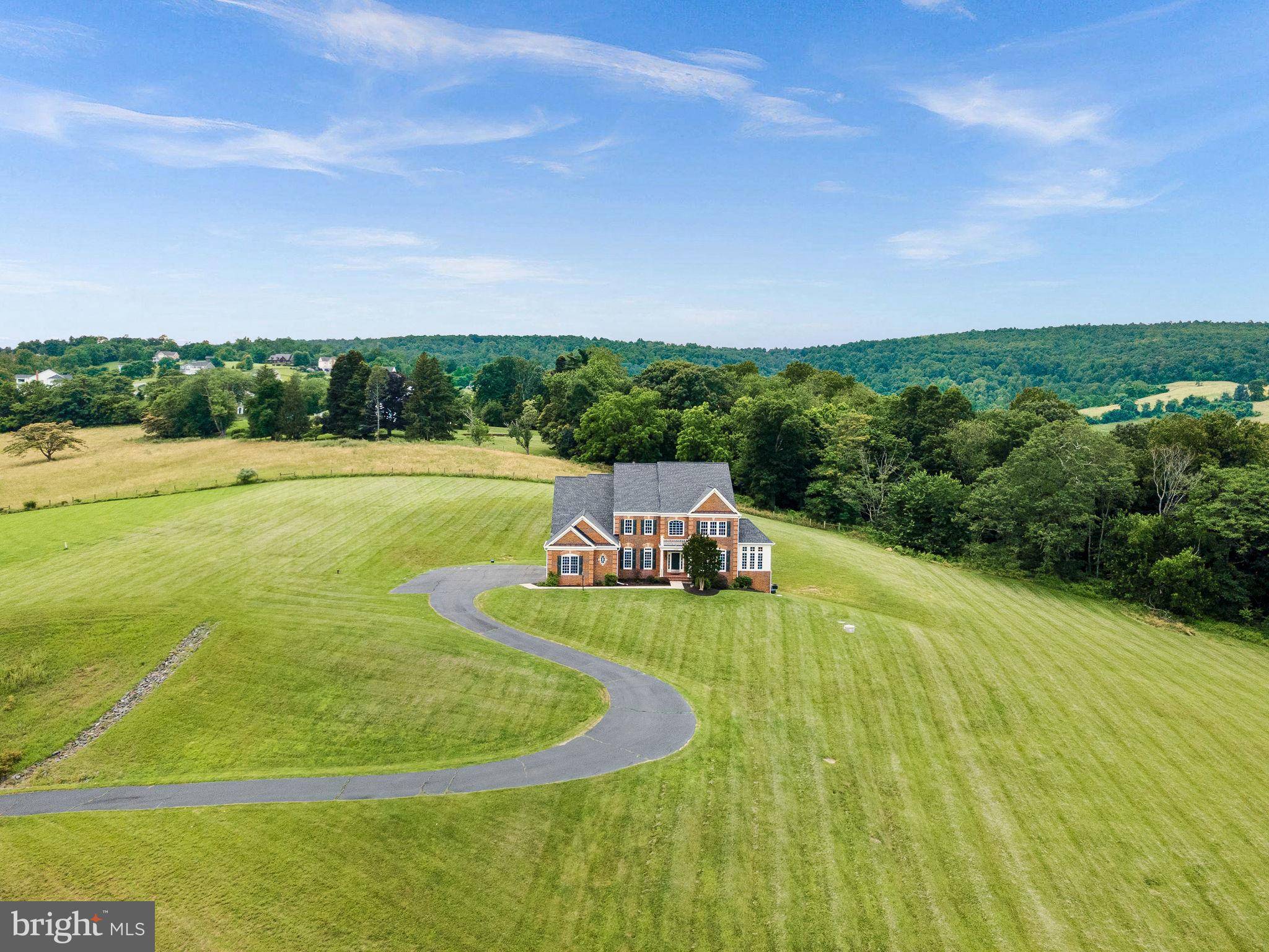 35396 GLENCOE CT, Round Hill, VA 20141