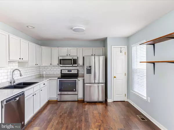 Round Hill, VA 20141,17365 AVION SQ