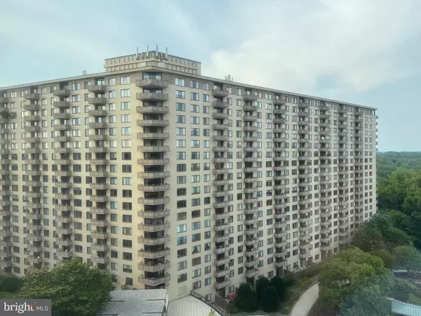 5225 POOKS HILL RD #1214S, Bethesda, MD 20814