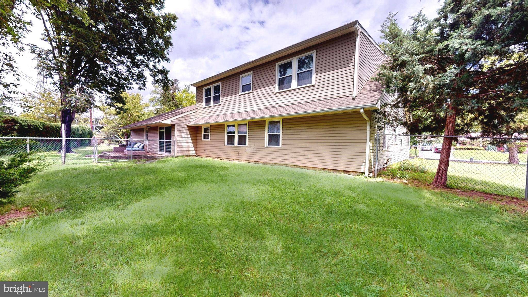 Willingboro, NJ 08046,189 CLUB HOUSE DR
