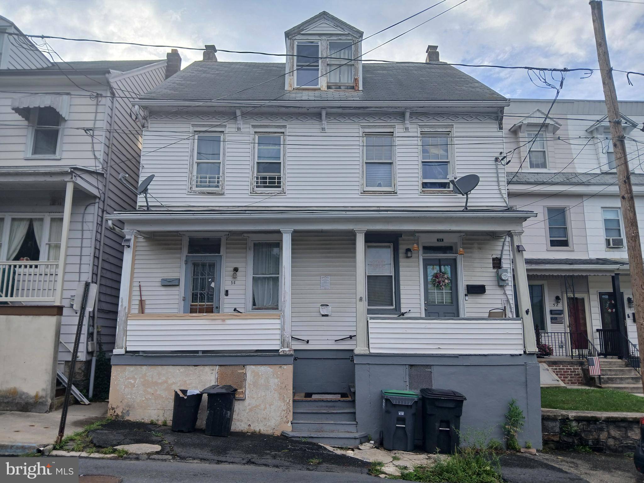 54-56 WIGGAN ST, New Philadelphia, PA 17959