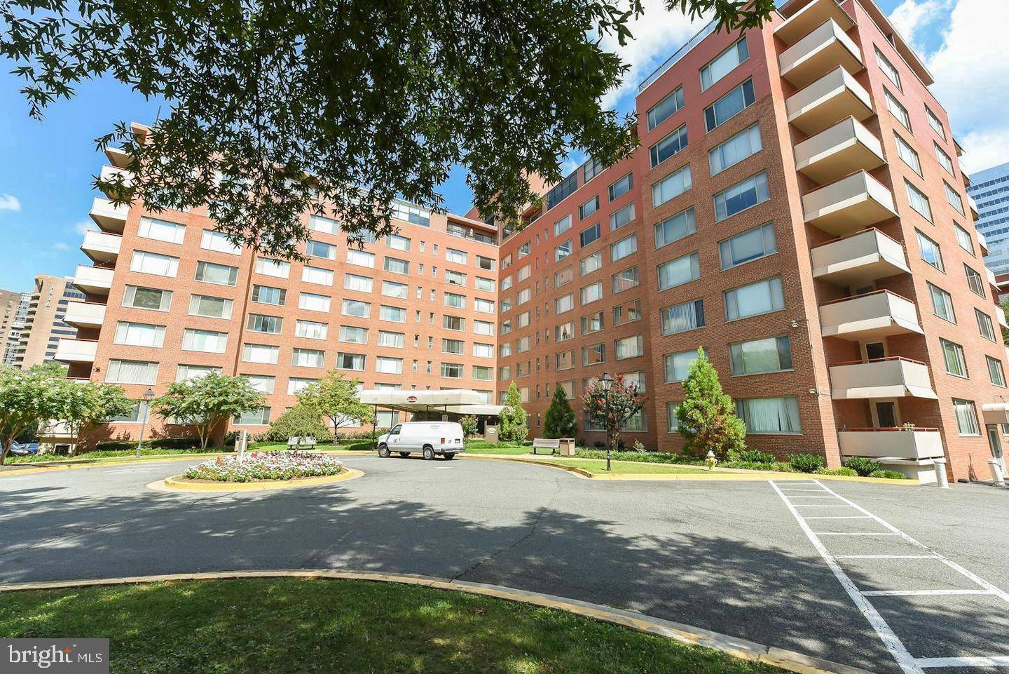 1111 ARLINGTON BLVD #815, Arlington, VA 22209