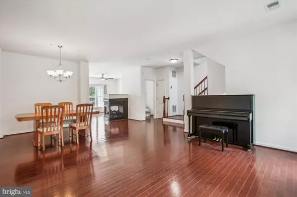 Fairfax, VA 22033,4479-B BEACON GROVE CIR