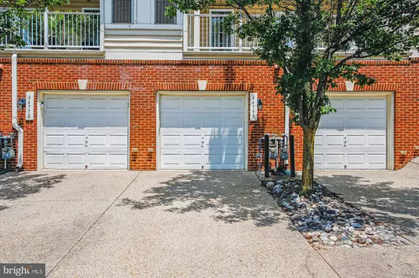 Fairfax, VA 22033,4479-B BEACON GROVE CIR