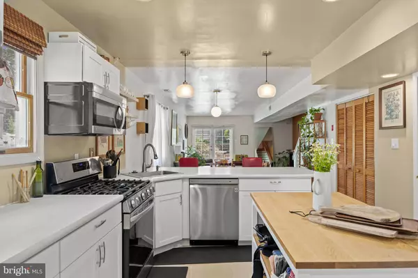 Stratford, NJ 08084,133 WHITMAN AVE