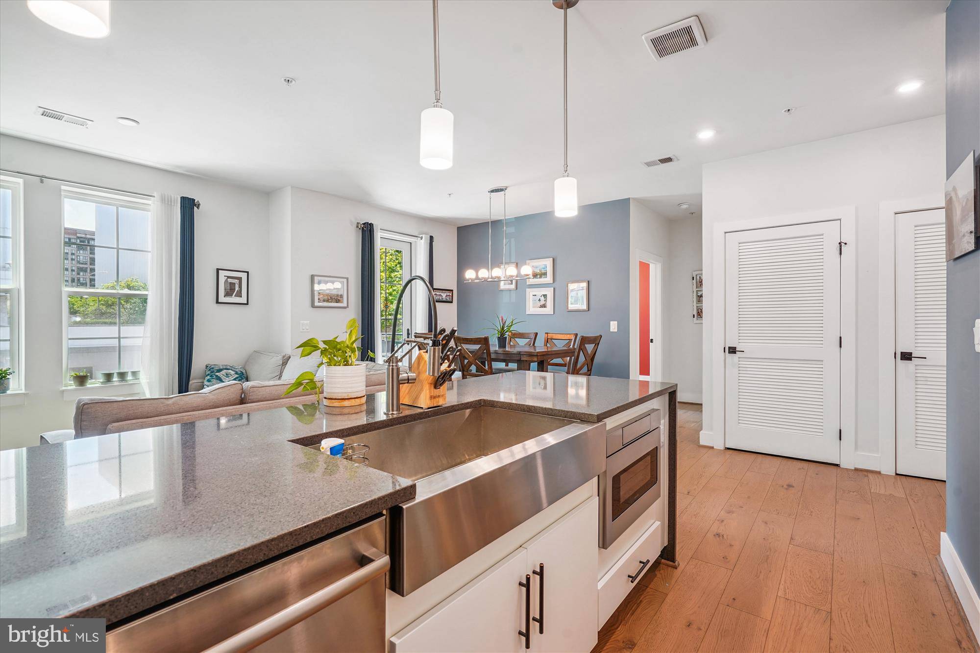 Arlington, VA 22209,1411 KEY BLVD #210