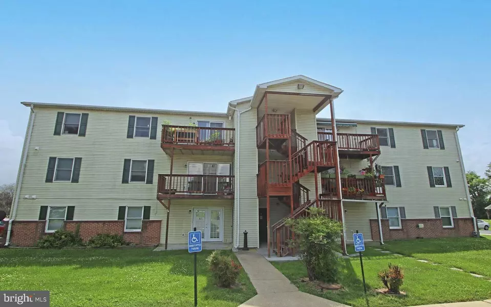 1282 OX RD #A10, Woodstock, VA 22664