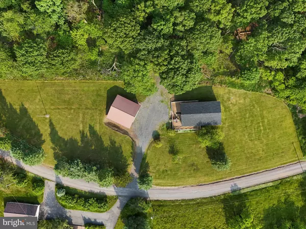 Romney, WV 26757,1344 PINEY MOUNTAIN RD