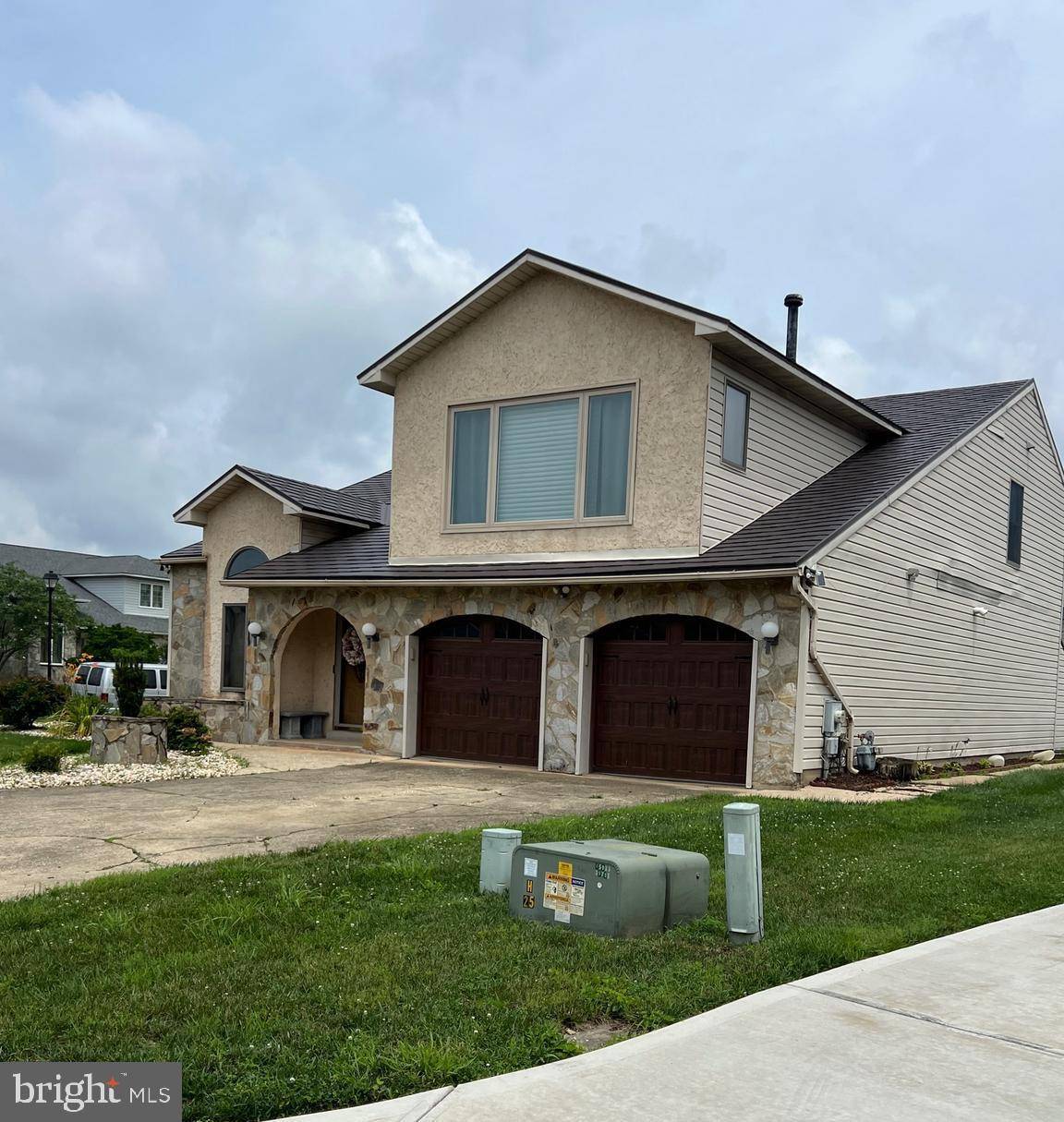 Bear, DE 19701,1 LONNIE CT