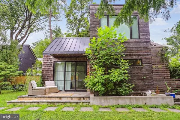 3705 BRANDYWINE ST NW, Washington, DC 20016