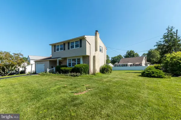 Lansdale, PA 19446,891 LOMBARDY DR