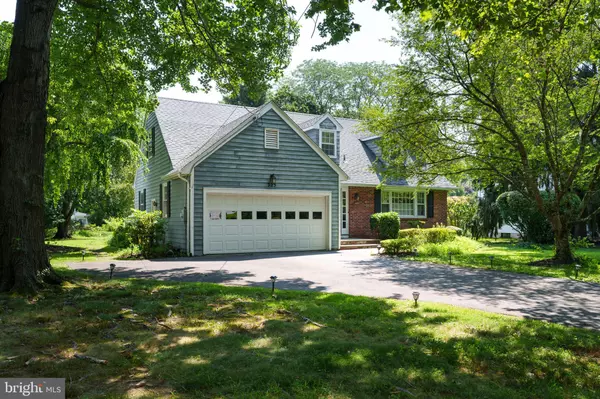 Pennington, NJ 08534,325 SKED ST