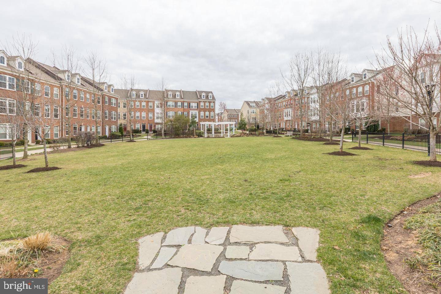 Fairfax, VA 22031,9427 CANONBURY SQ