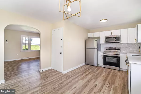 Harrisburg, PA 17113,1318 MAIN ST