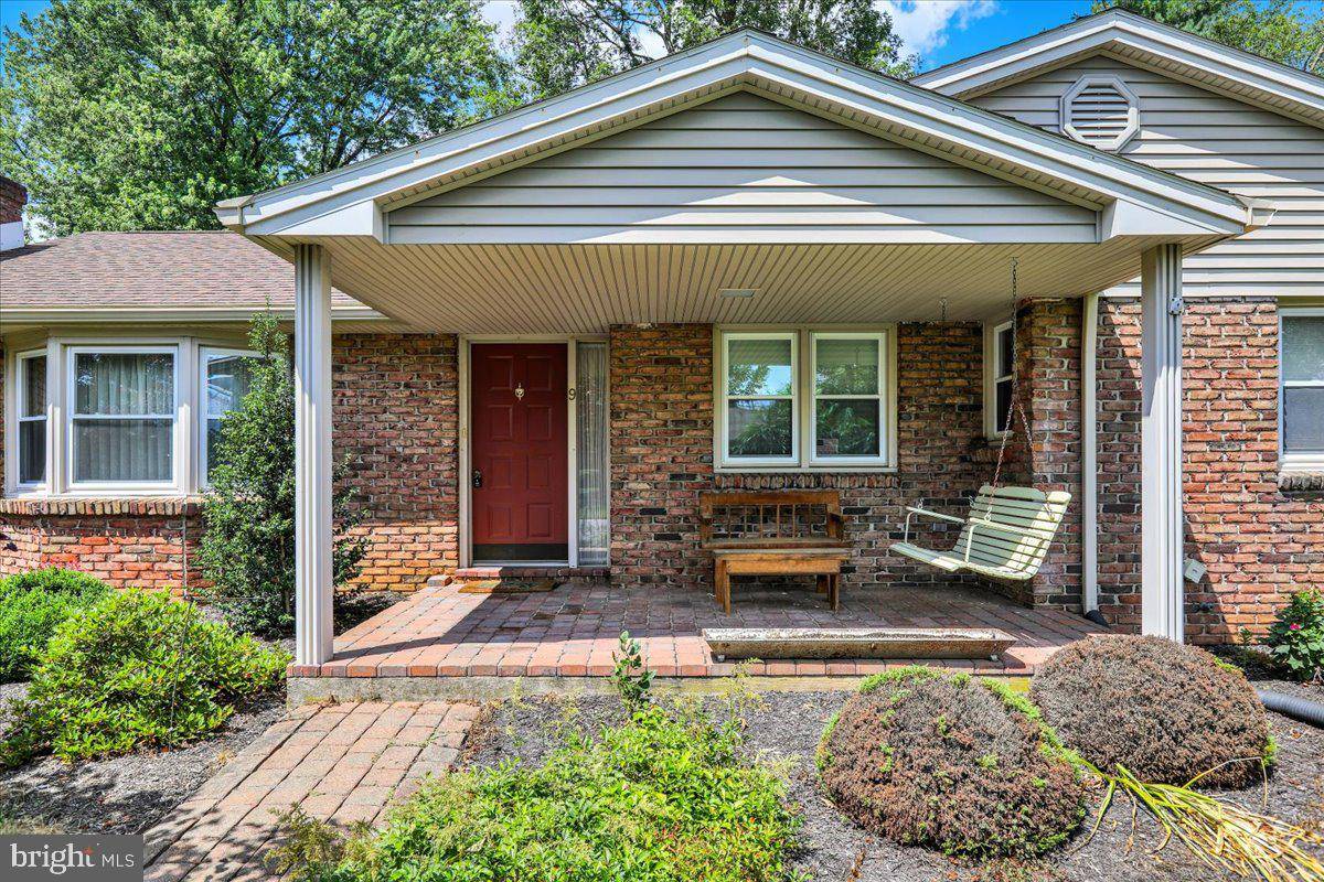 Lebanon, PA 17042,9 SCHOOL LN
