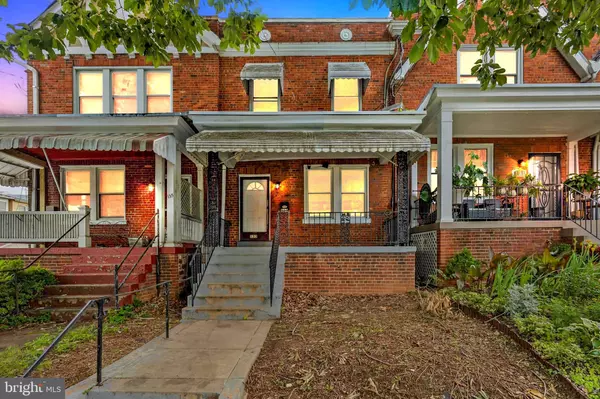 133 LONGFELLOW ST NW, Washington, DC 20011