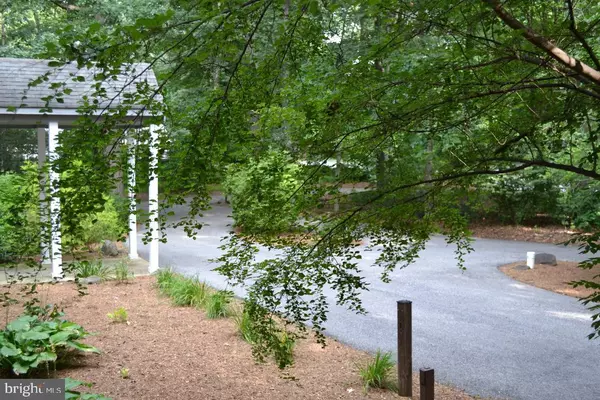 Gambrills, MD 21054,2002 HUNTWOOD DR