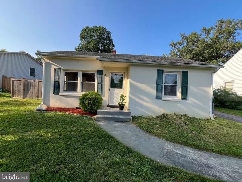 143 DOWELL J CIR, Winchester, VA 22602