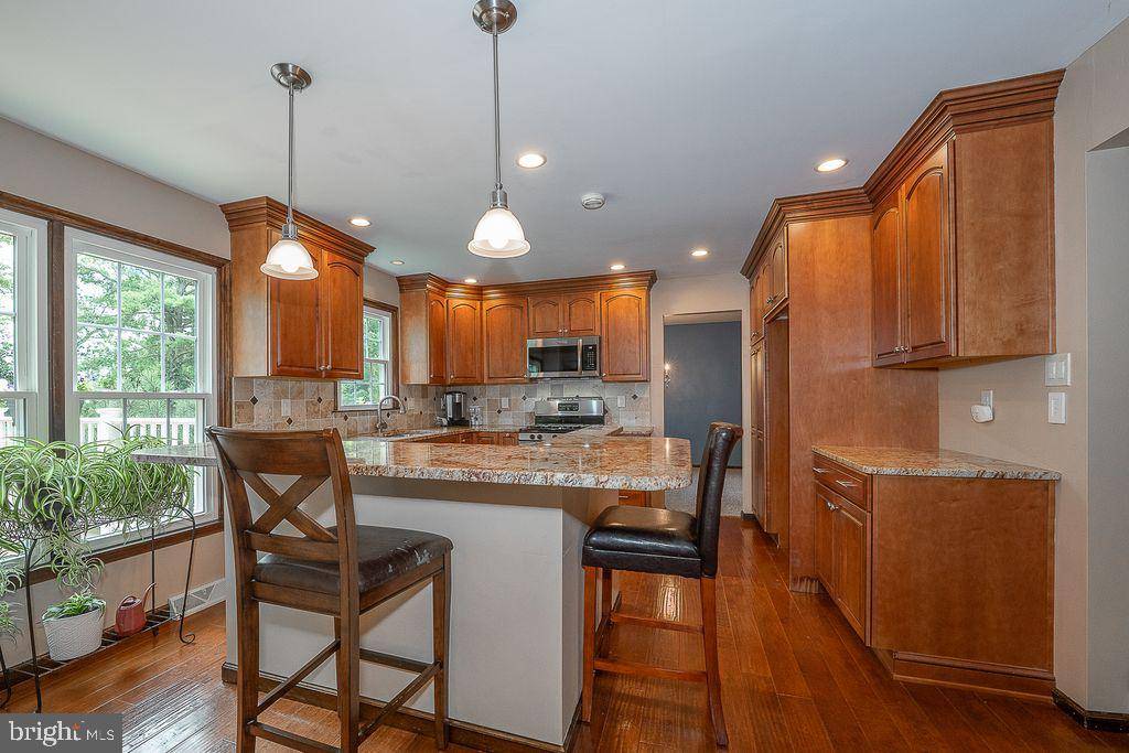 Phoenixville, PA 19460,115 HAWTHORNE LN