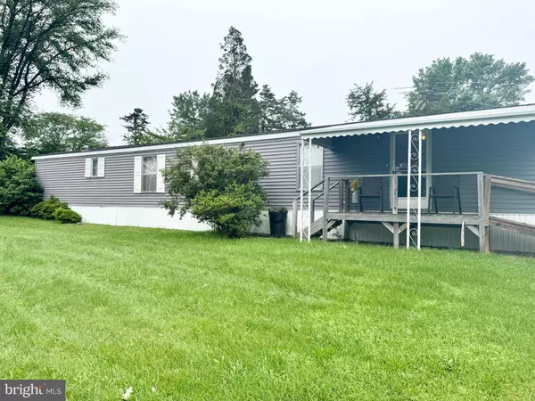 300 BORDIC RD, Reading, PA 19606