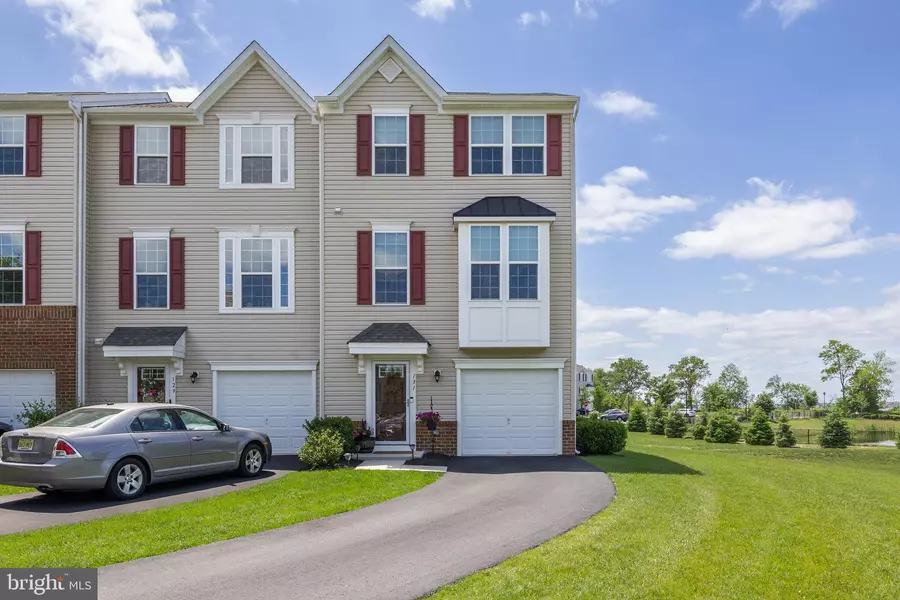 131 FELA DR, Cinnaminson, NJ 08077