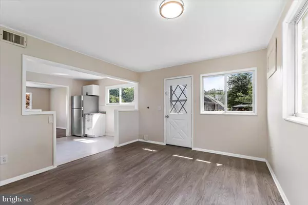 Trenton, NJ 08618,126 RUTLEDGE AVE