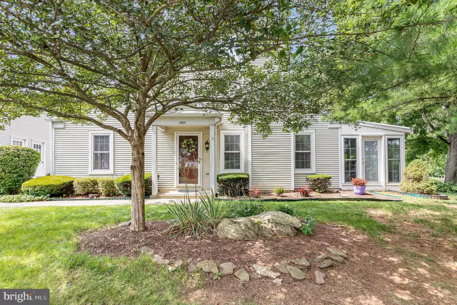 1801 WEXFORD RD, Palmyra, PA 17078