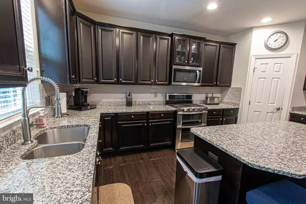 Woodbridge, VA 22192,4308 WISLEY TURN