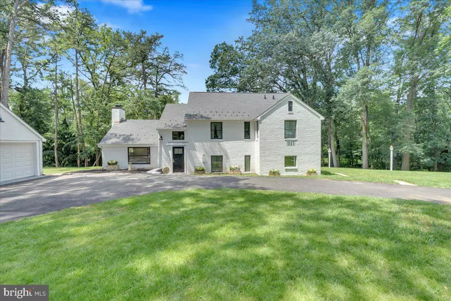 1115 MUHLENBERG AVE, Swarthmore, PA 19081