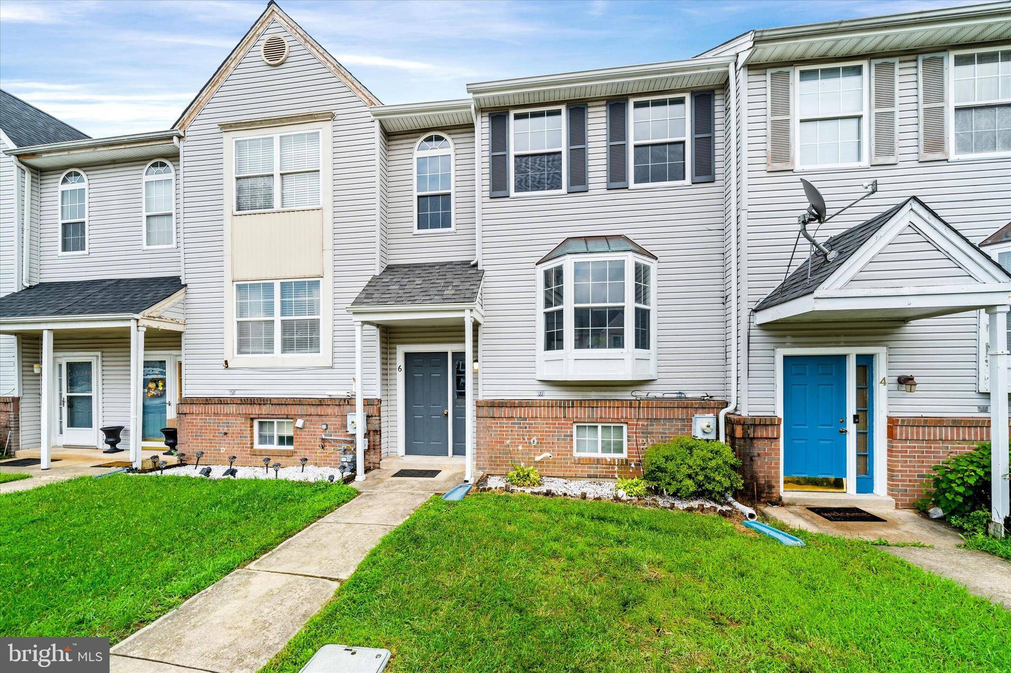 6 AUCKLAND DR, Newark, DE 19702