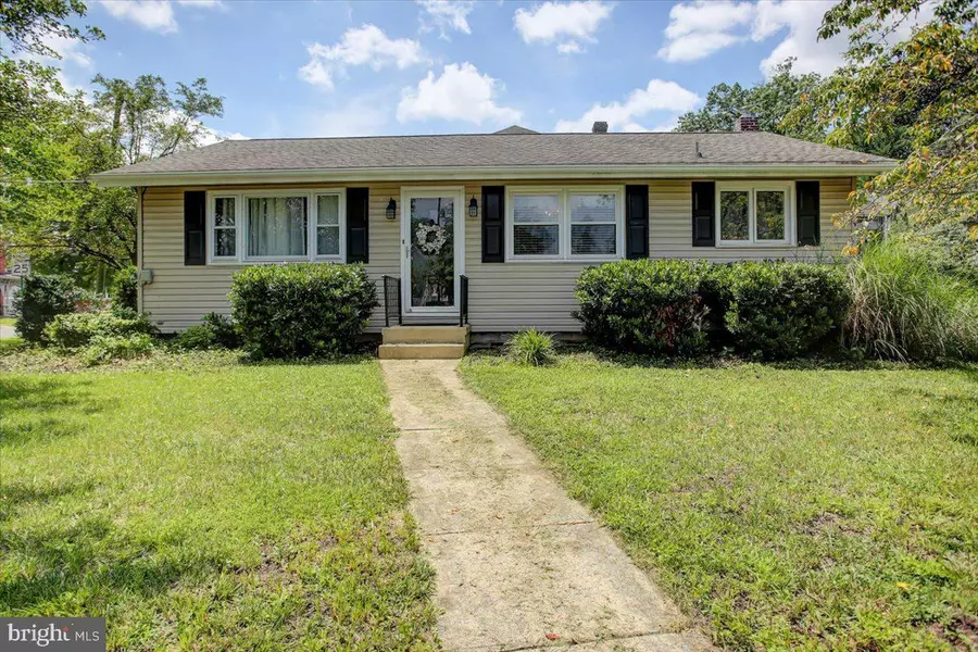 889 BROAD ST, Chambersburg, PA 17201