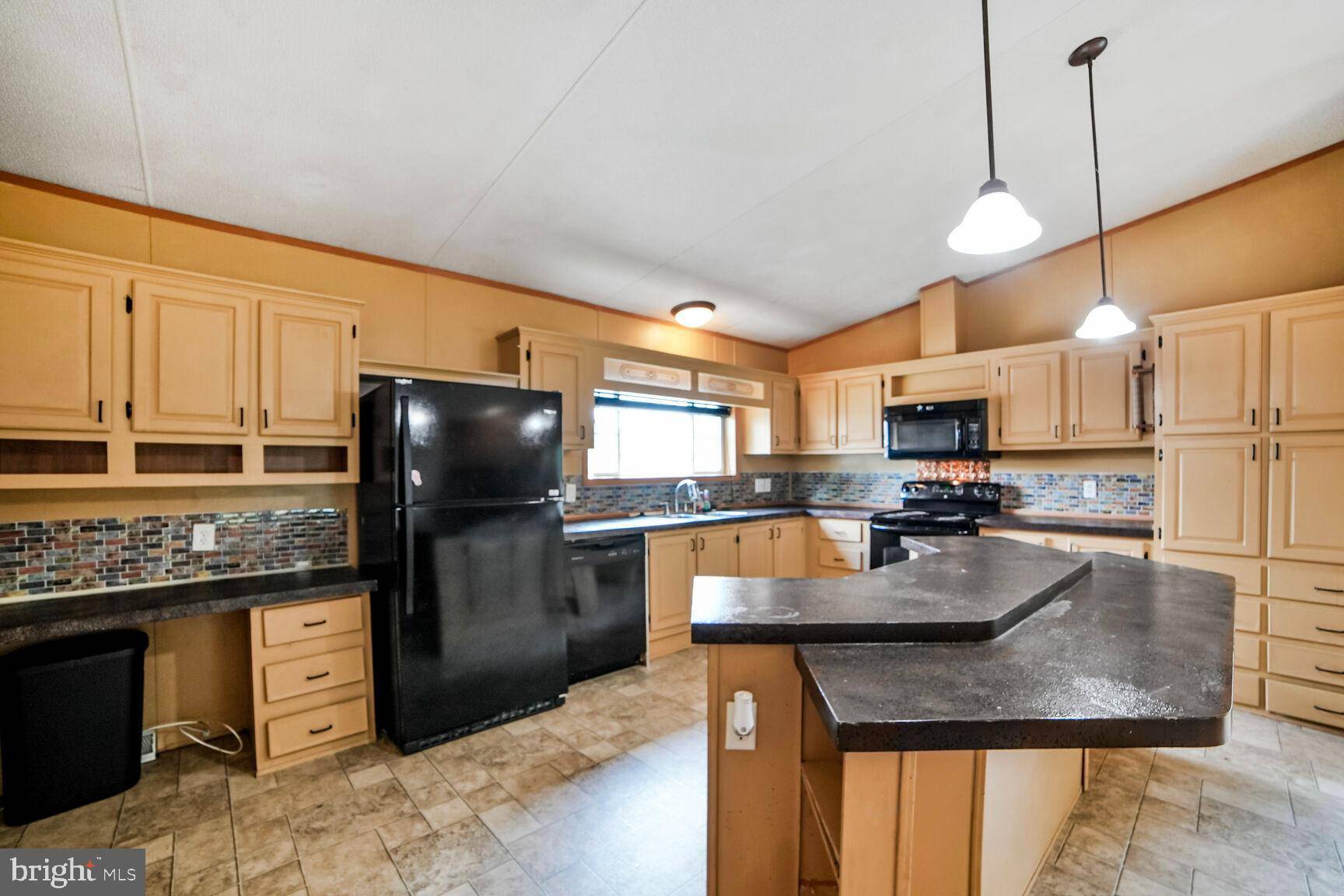 Elkridge, MD 21075,6518 VERT DR