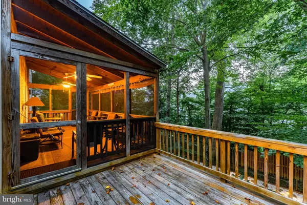 Burke, VA 22015,5309 DUNLEIGH CT
