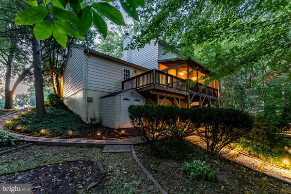 Burke, VA 22015,5309 DUNLEIGH CT