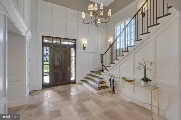 Mclean, VA 22101,954 MACKALL FARMS LN