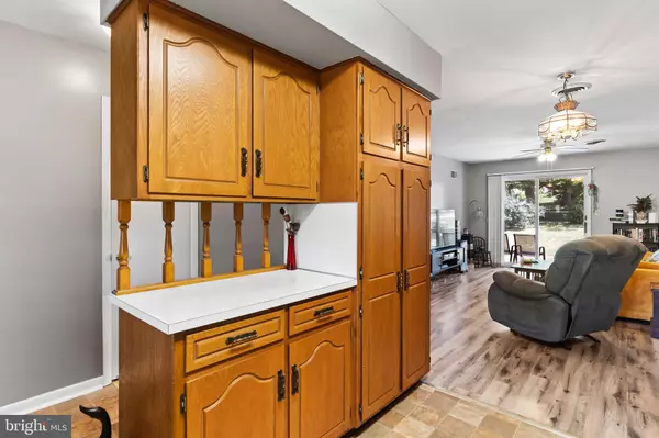 Chambersburg, PA 17201,858 RUSTIC HILL DRIVE