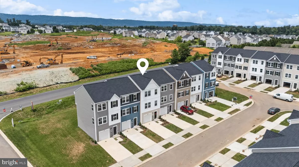 Martinsburg, WV 25401,105 MILBURN DR