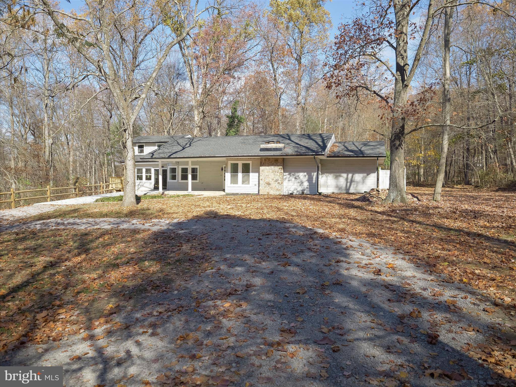 Hedgesville, WV 25427,917 TOMAHAWK RUN RD