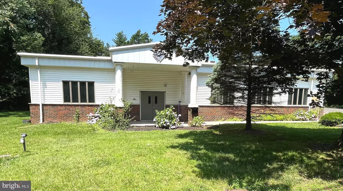 Willingboro, NJ 08046,55 S JOHN F KENNEDY WAY