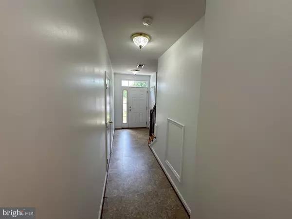 Shepherdstown, WV 25443,115 SWEARINGEN WAY