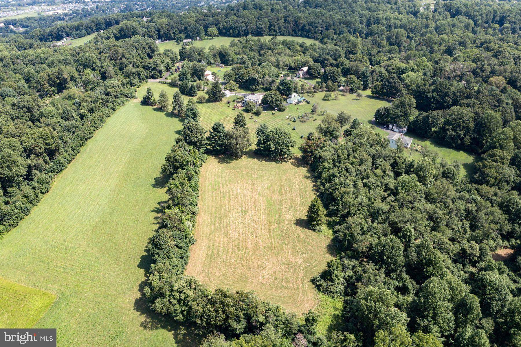 Coopersburg, PA 18036,5496 APPLEBUTTER HILL RD