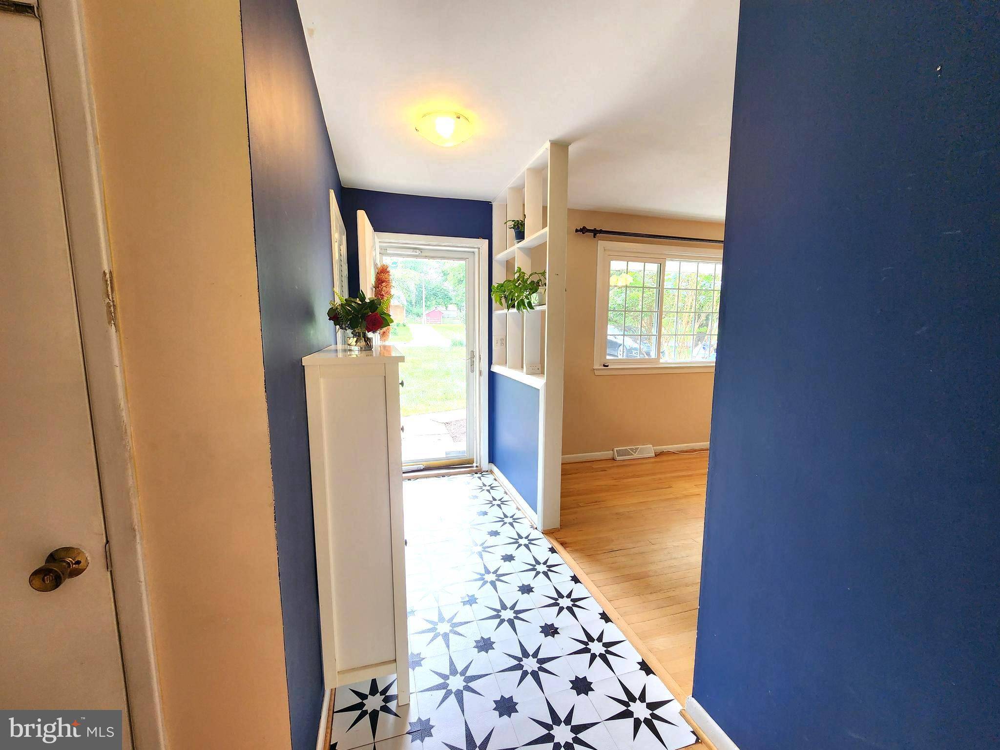 Laurel, MD 20723,8020 ALADDIN DR