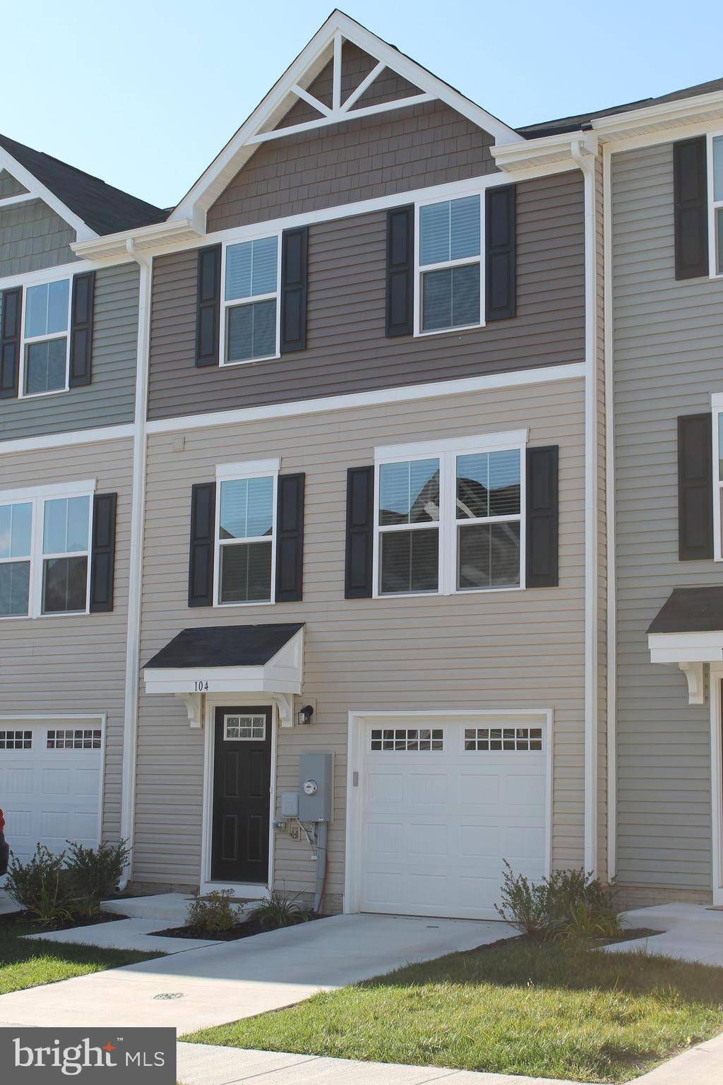 Winchester, VA 22603,104 REIGN WAY