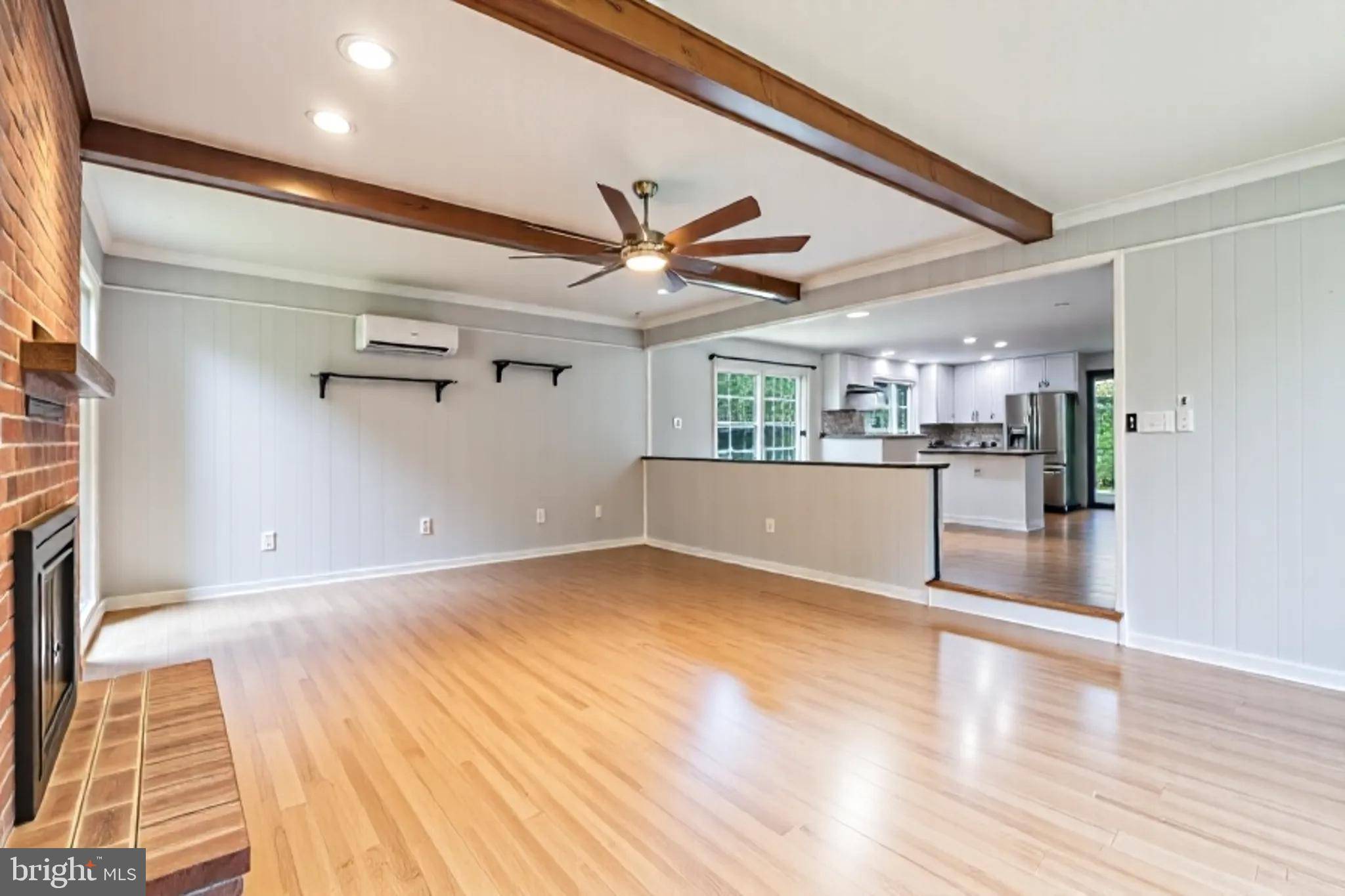 La Plata, MD 20646,507 SCARLET OAK RD