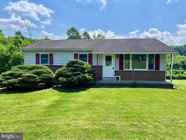 13 MOYER ST, Port Royal, PA 17082