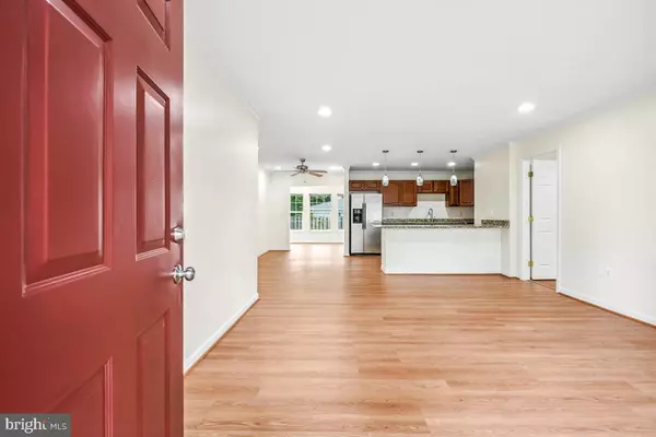 Sterling, VA 20164,801 S FILBERT CT