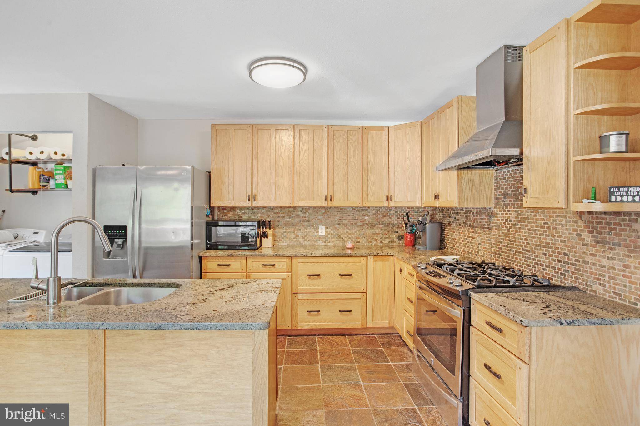 Fredericksburg, VA 22406,290 HARTLAKE DR