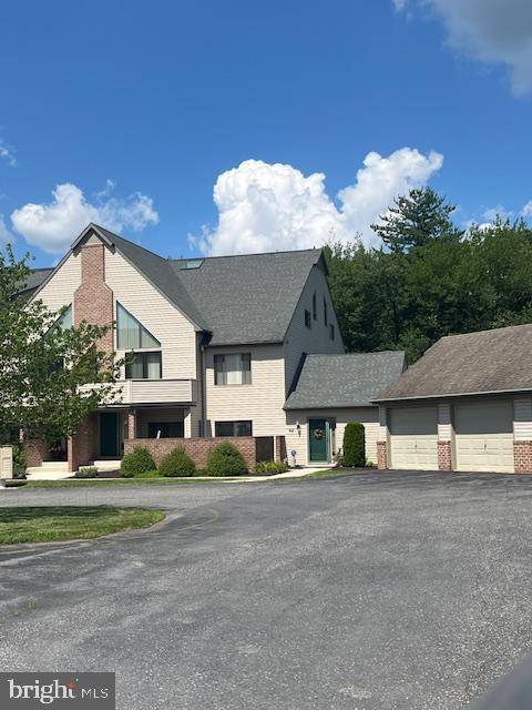 Harrisburg, PA 17110,910 CHERRINGTON DR #910