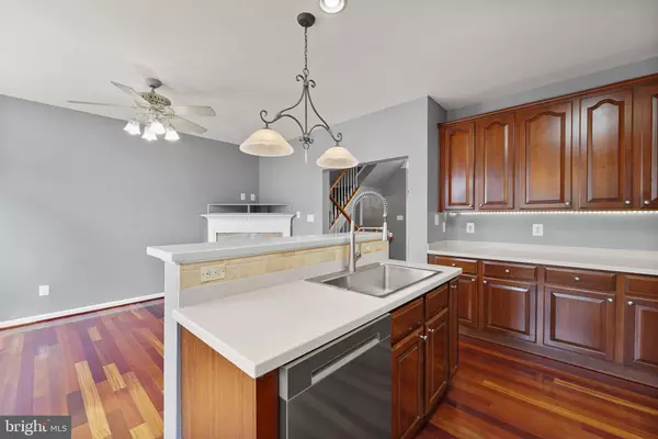 Sterling, VA 20166,21124 ANGELA SQ