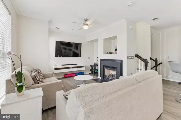 Gainesville, VA 20155,6831 HAMPTON BAY LN